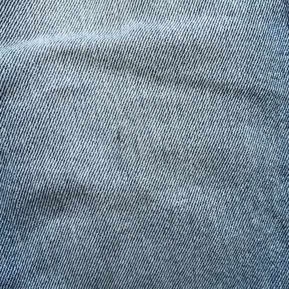 Hollister Ultra High Rise Mom Jeans - Picture 2 of 4